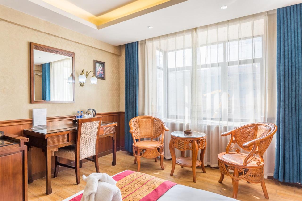 @Siam Hotel Jinghong Buitenkant foto